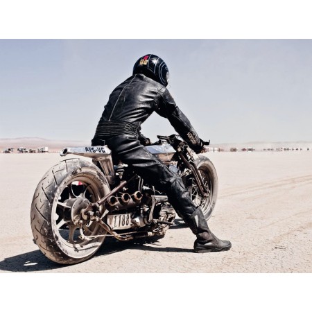 World of Speed: Daring Men in Home-Made Racing Machines